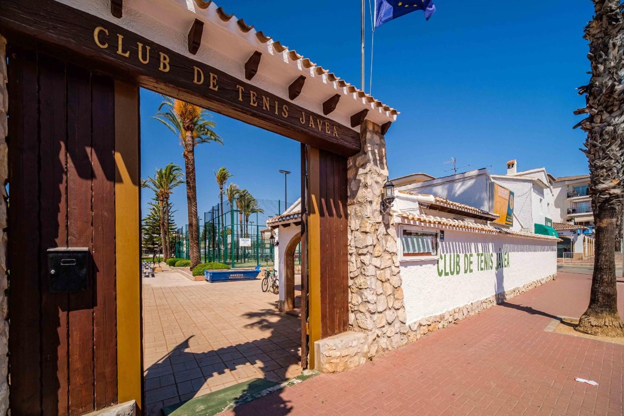 La Plaza Arenal By Rock * Javea