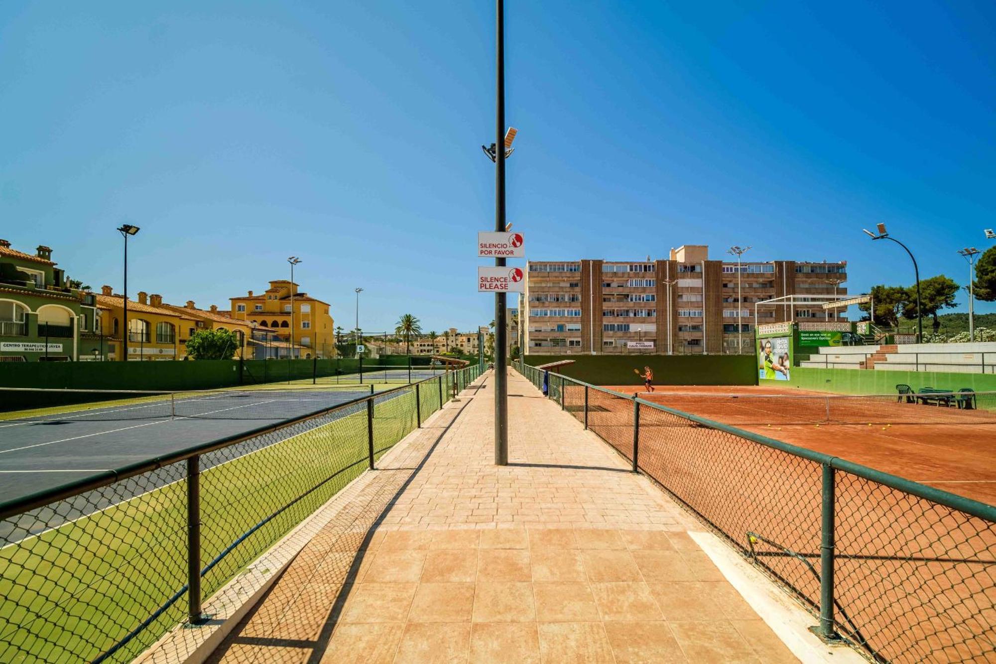 La Plaza Arenal By Rock * Javea